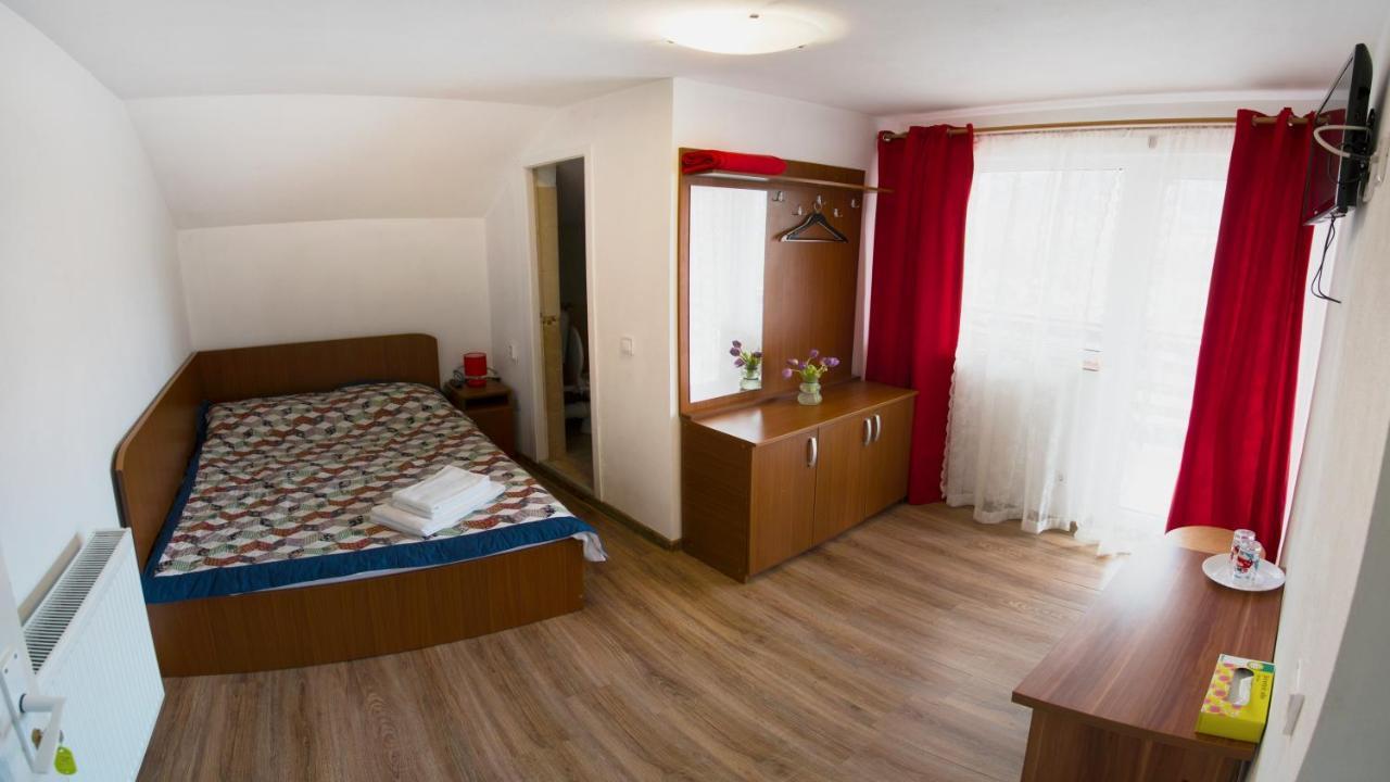 קורבני Pensiunea Casa Elena מראה חיצוני תמונה